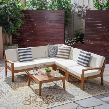 Outdoor Furniture Buying Guide: Materials, Weather Resistance & Setup